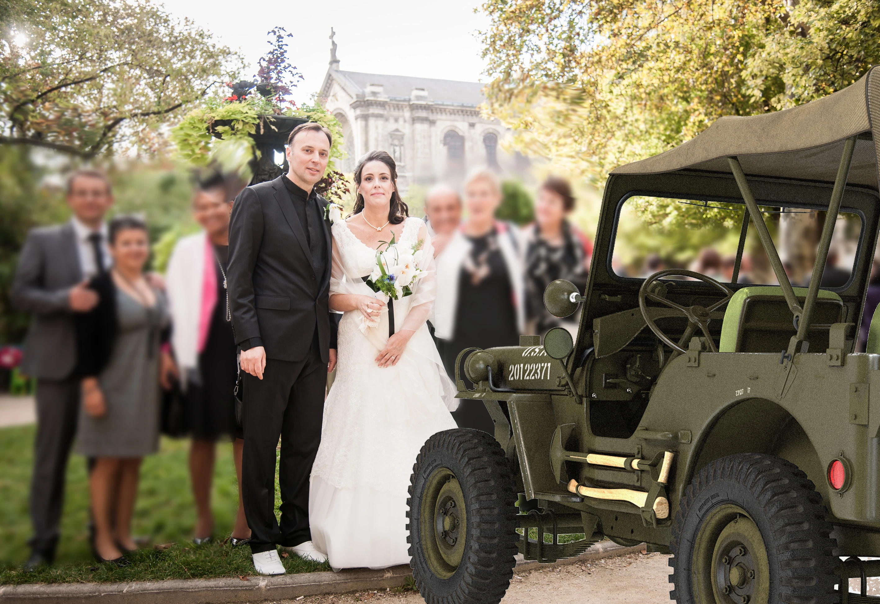 Groupe près de jeeps